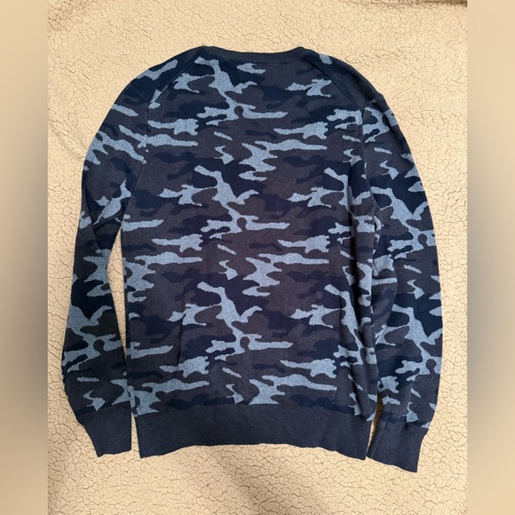 American Eagle Camo Sweater (Men’s) - Picture 2 of 3
